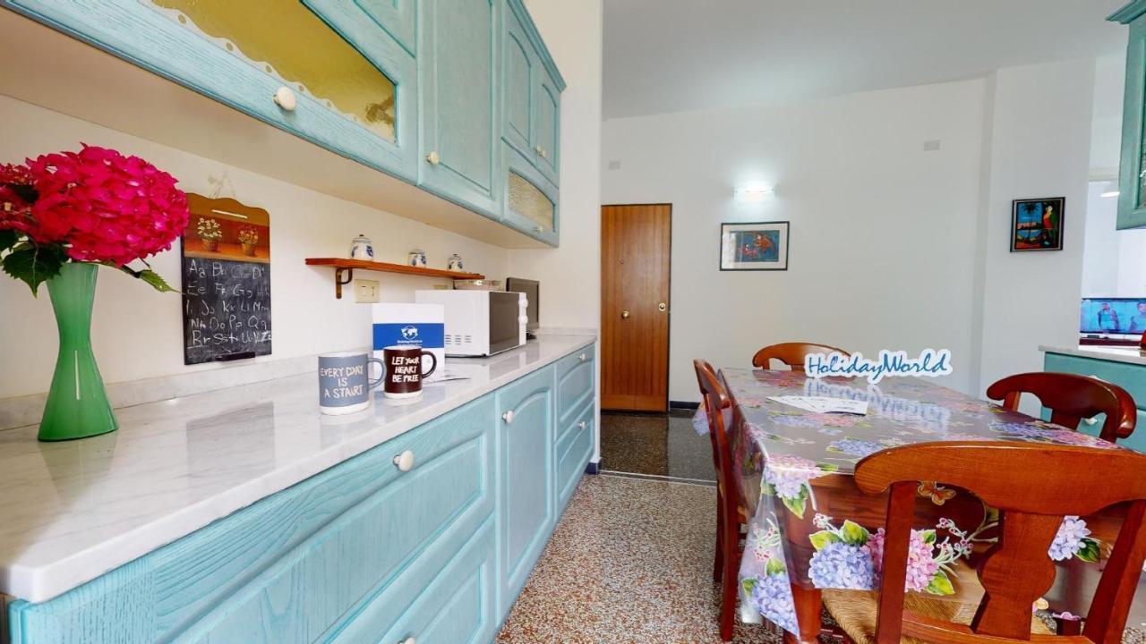 House Azzurra By Holiday World Genova Eksteriør billede